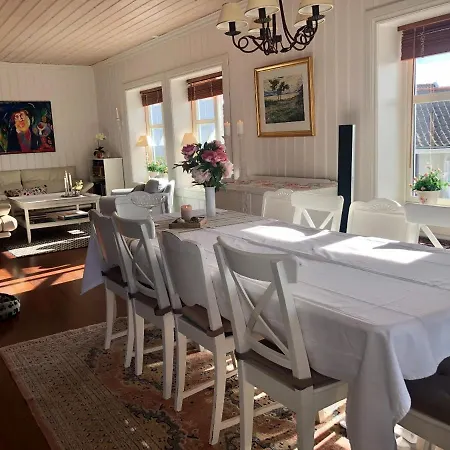 Skipperhus * Skjærhollen