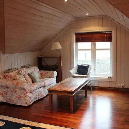 Holiday home Skipperhus