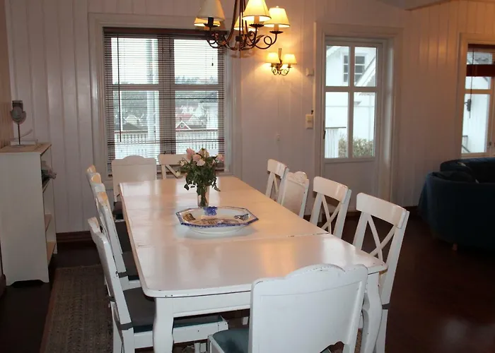 Skipperhus * Skjærhollen